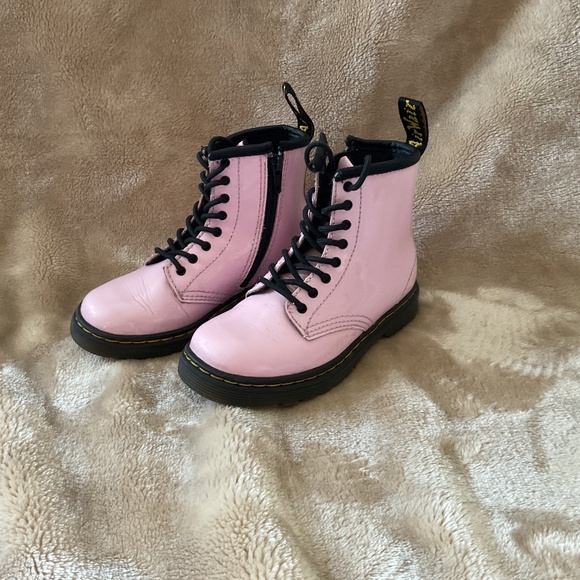 Girls toddler Doc Martens - Picture 2 of 4